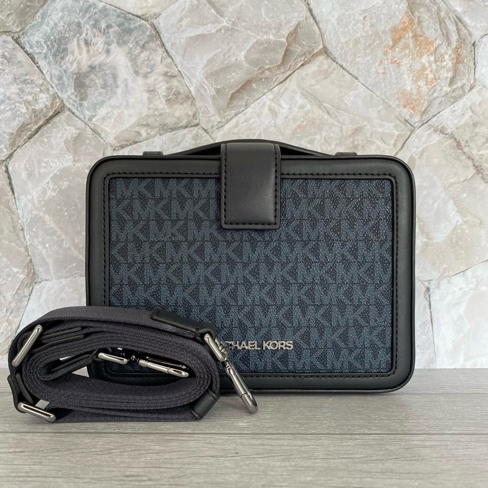 Michael Kors Navy Cooper Lunch Box Crossbody Bag - Picture 2 of 6